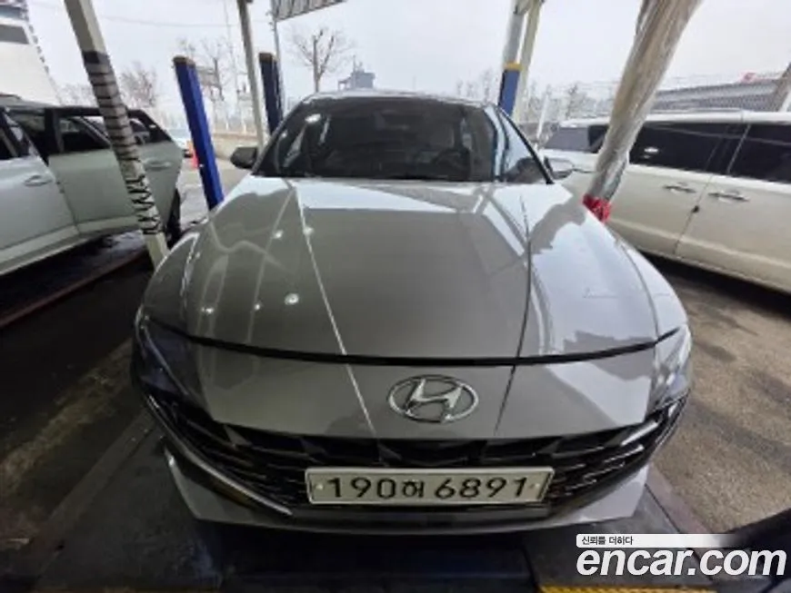 Hyundai AVANTE 2022 из KR, фото 2