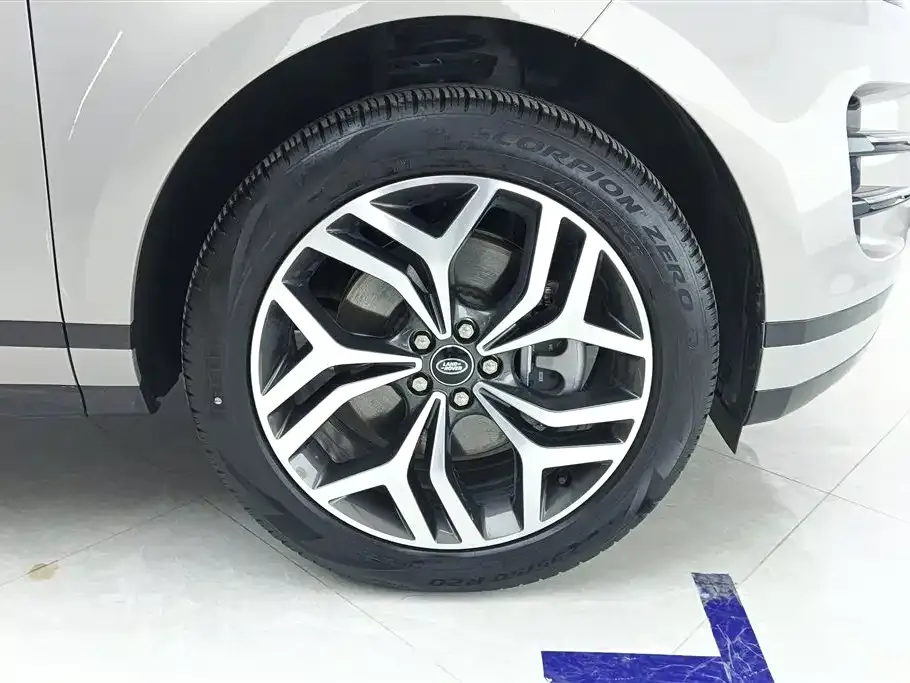 Land Rover Evoque 2023 из CN, фото 10