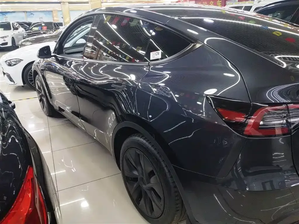 Tesla Model Y 2024 из CN, фото 4