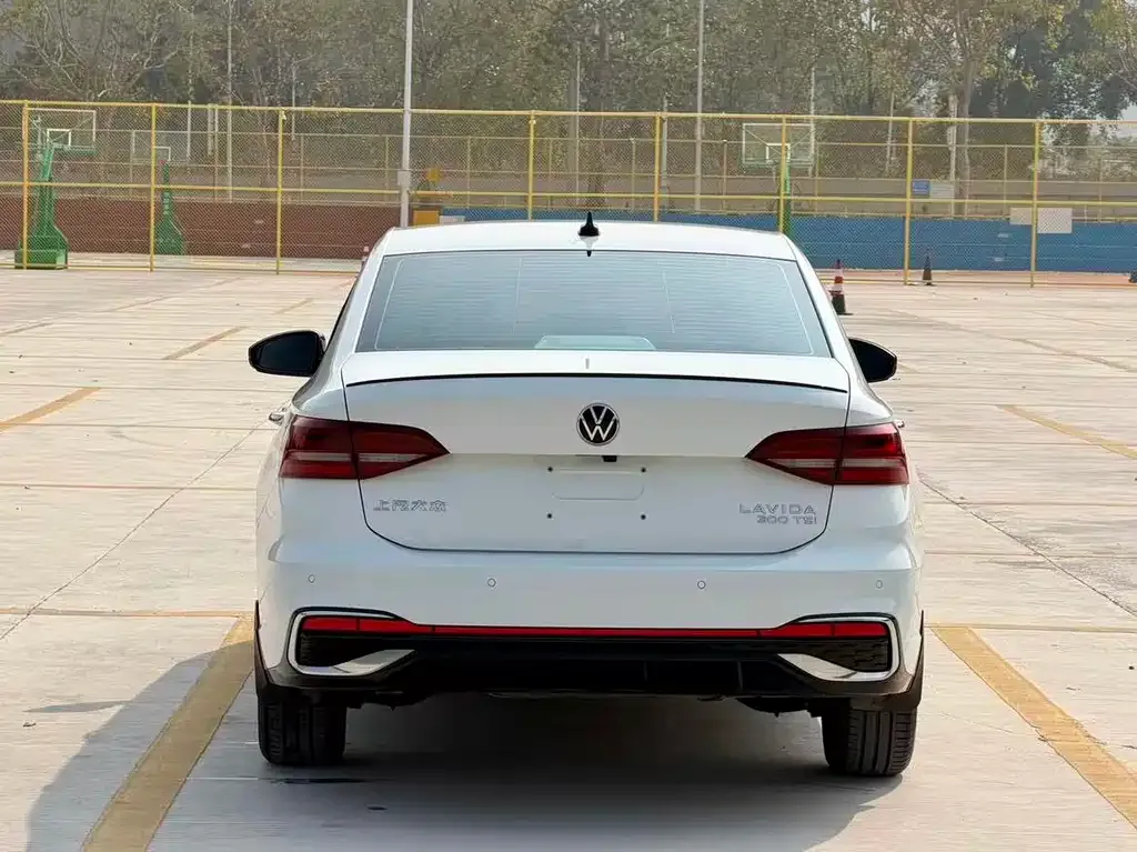 Volkswagen Lavida 2024 из CN, фото 4