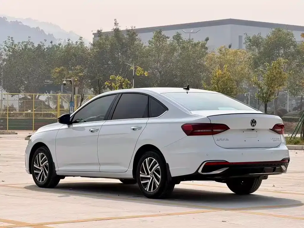 Volkswagen Lavida 2024 из CN, фото 8
