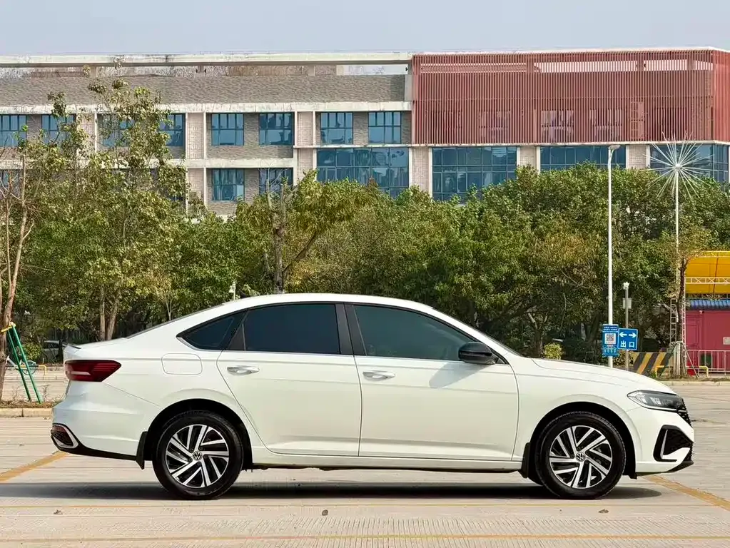 Volkswagen Lavida 2024 из CN, фото 3