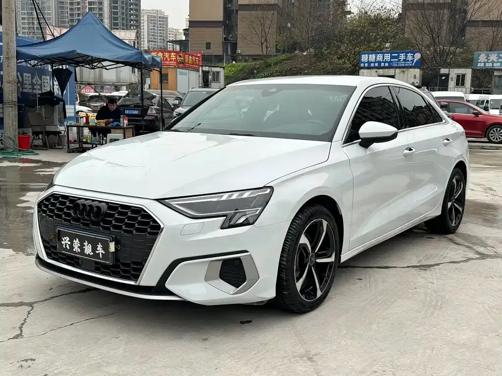 Audi A3 2022 из CN, фото 1