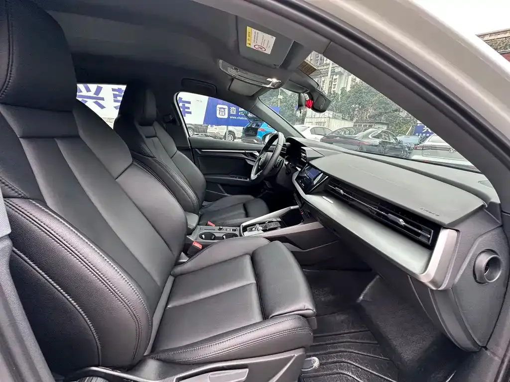 Audi A3 2022 из CN, фото 2