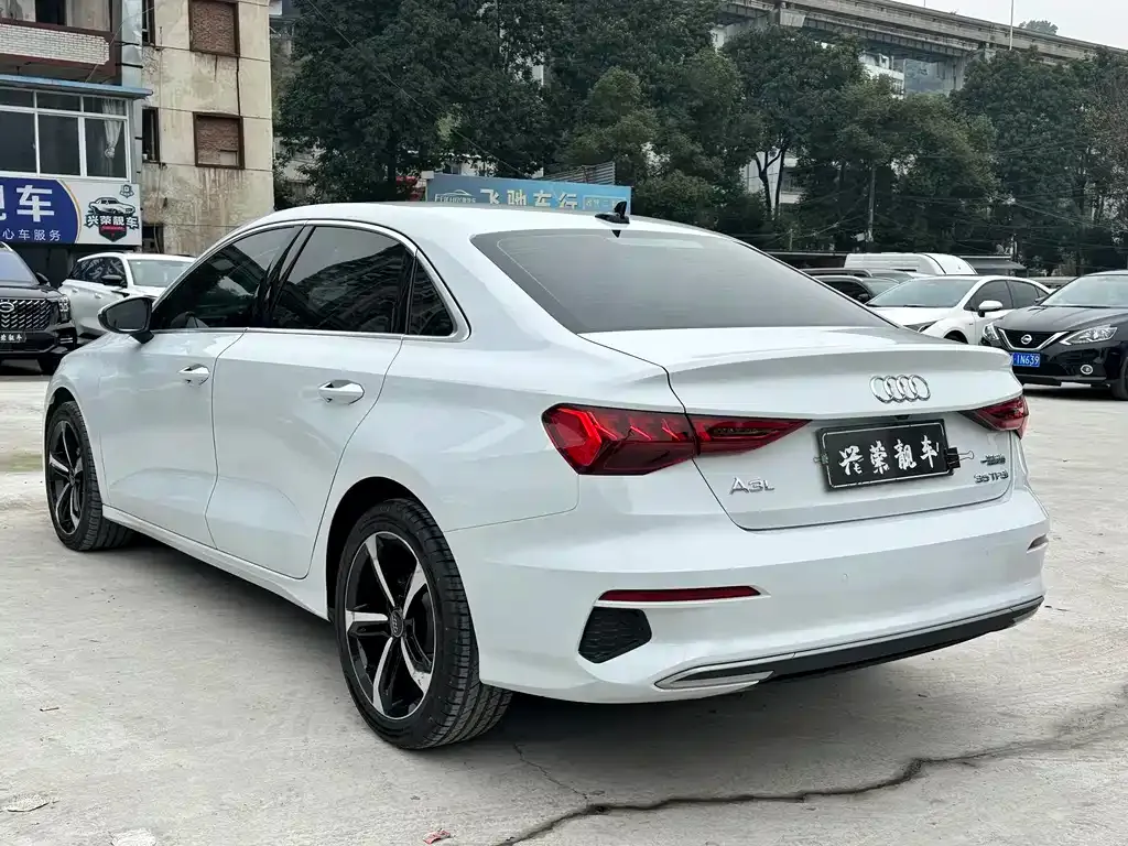 Audi A3 2022 из CN, фото 6