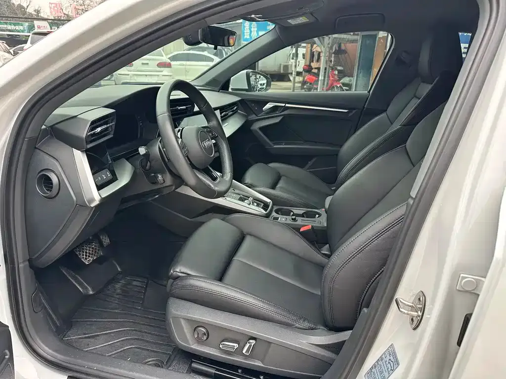 Audi A3 2022 из CN, фото 4