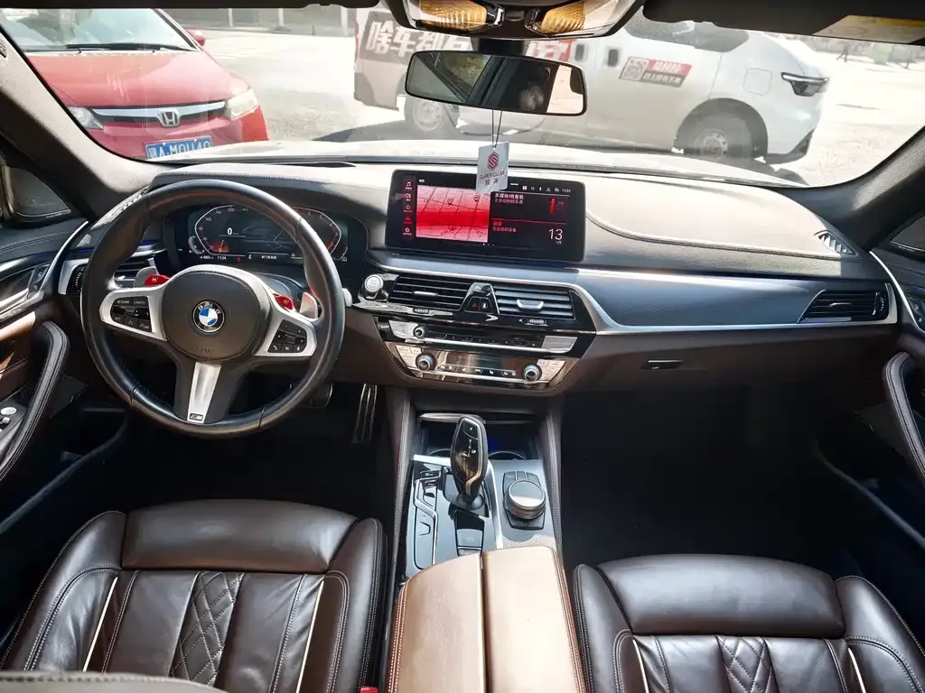 BMW 5 Series (Import) — фото 4