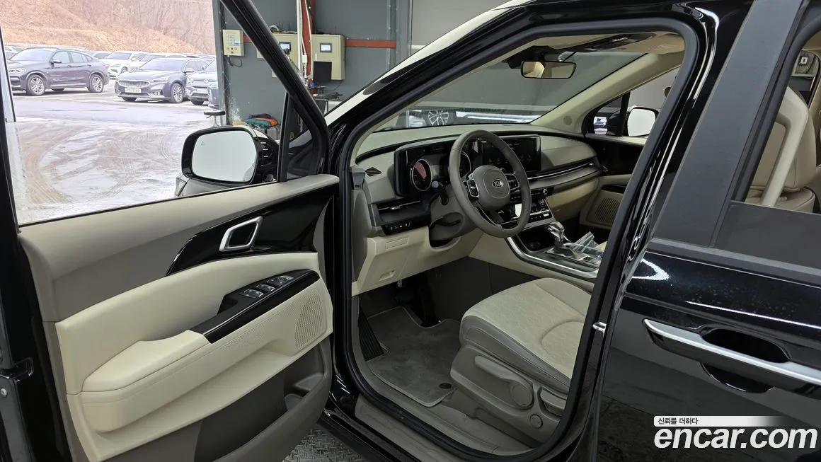 Kia Carnival 2021 из KR, фото 2