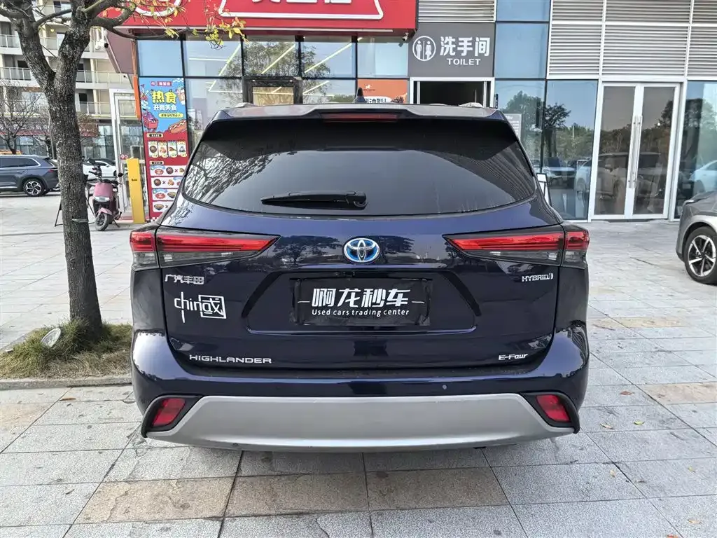 Toyota Highlander — фото 5