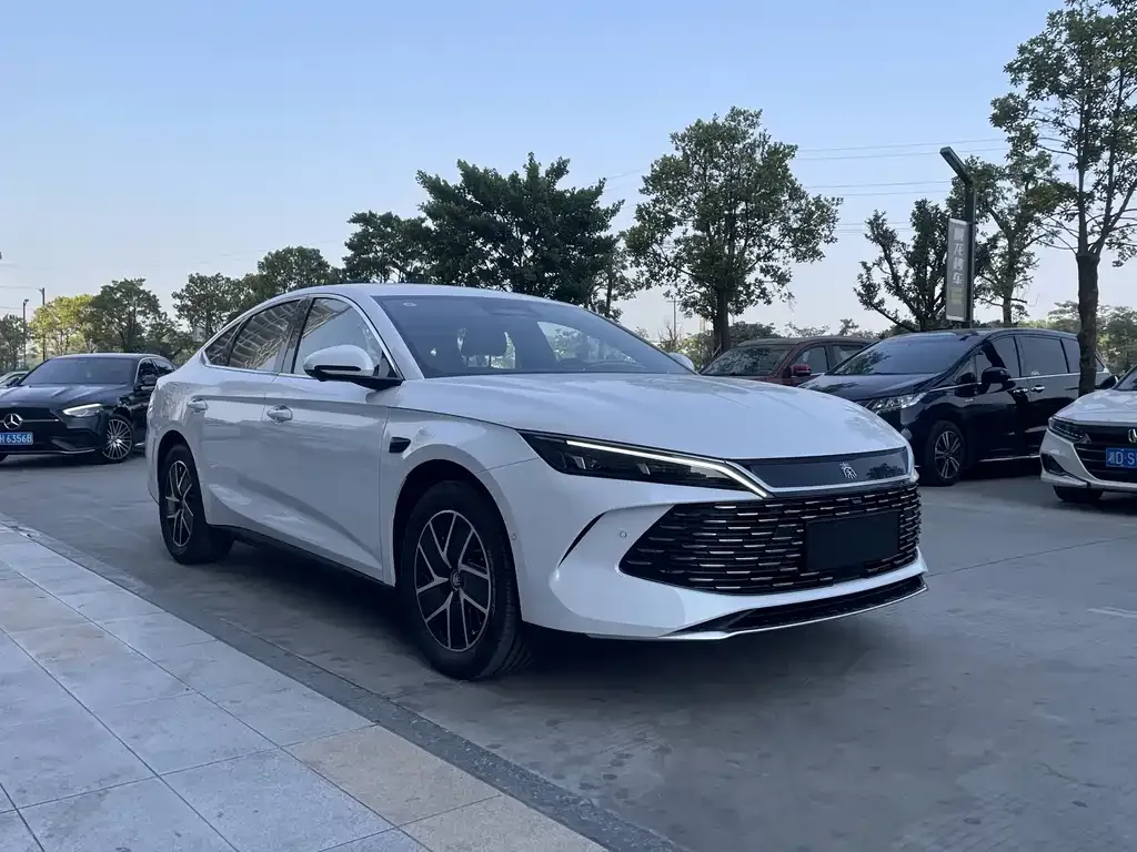 BYD Qin L 2026 из CN, фото 3