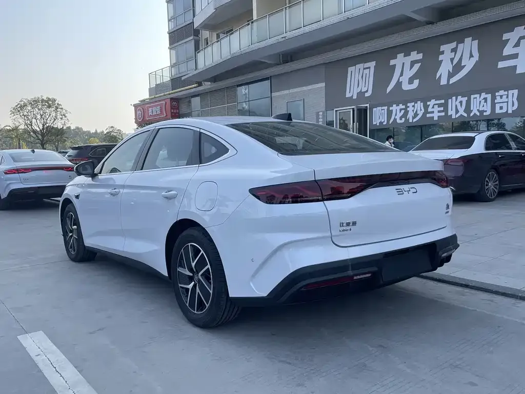 BYD Qin L 2026 из CN, фото 9