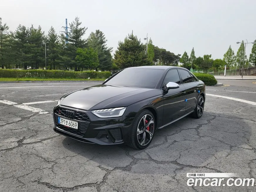 Audi S4