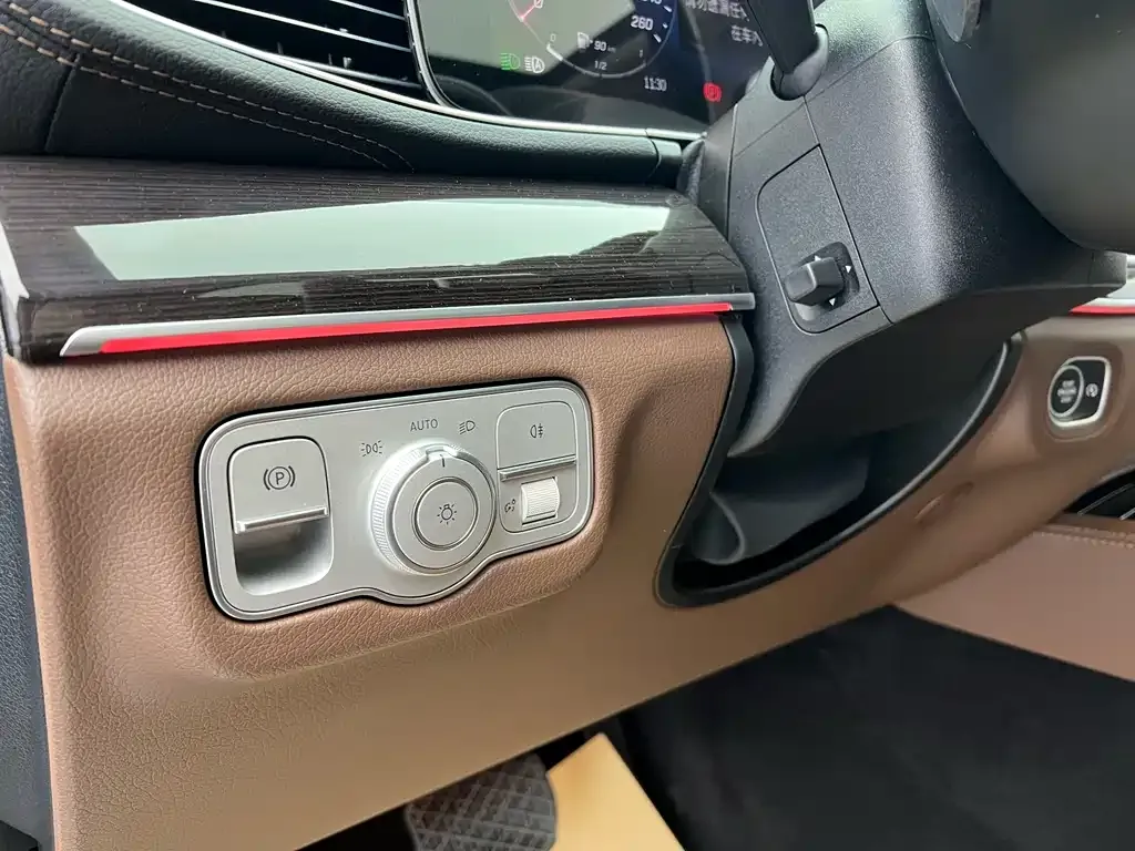 Mercedes-Benz GLE — фото 10