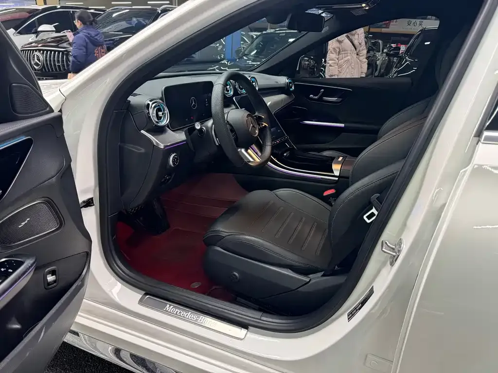 Mercedes-Benz C-Class 2024 из CN, фото 8