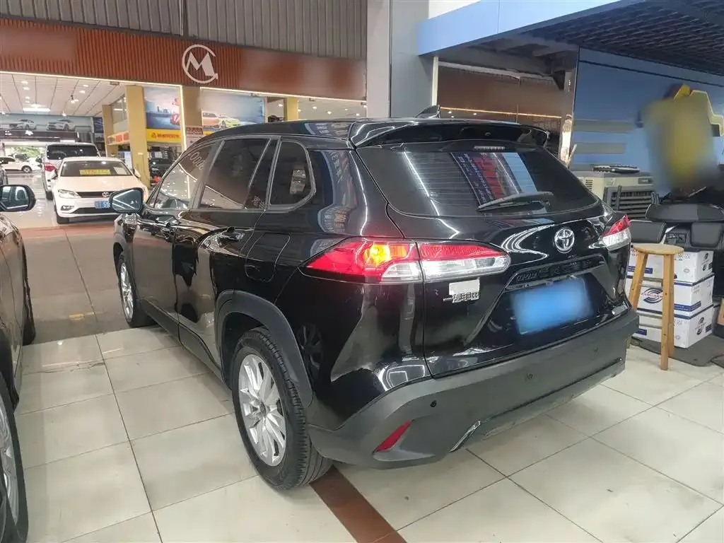 Toyota Corolla Cross 2023 из CN, фото 4