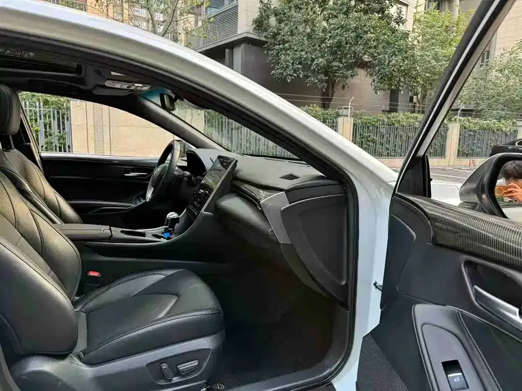 Toyota Avalon 2023 из CN, фото 8