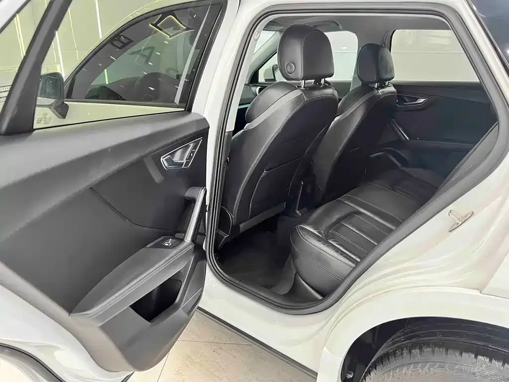 Audi Q2L 2022 из CN, фото 9