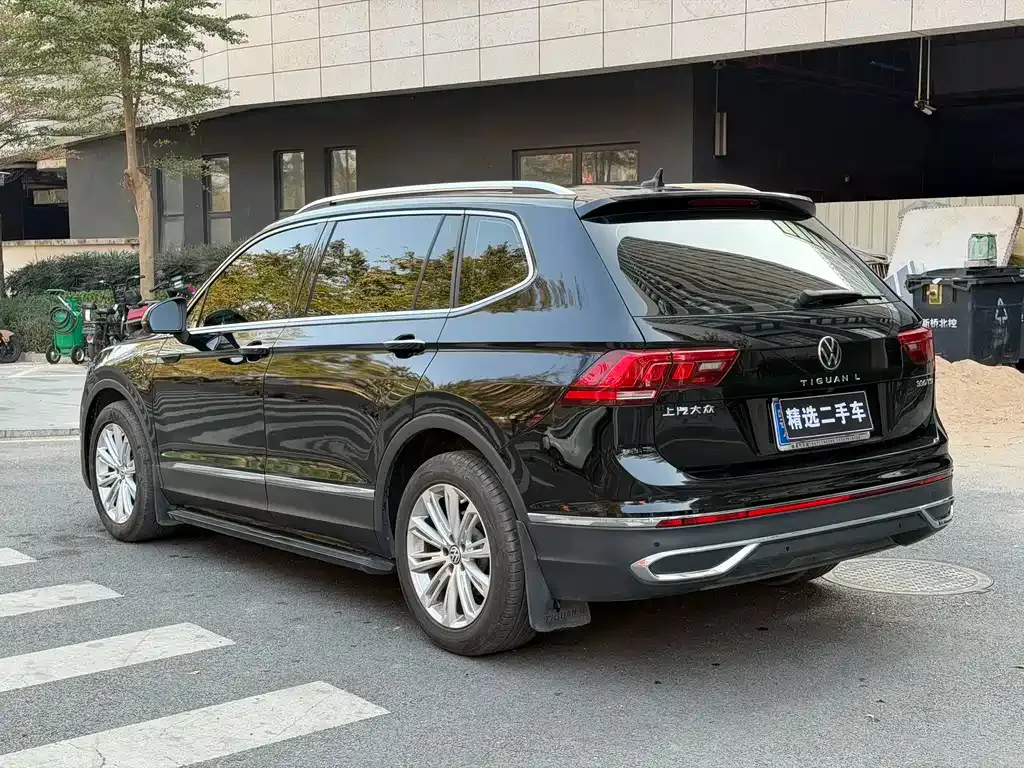 Volkswagen Tiguan L 2021 из CN, фото 4