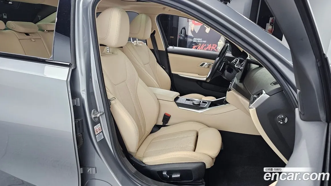 BMW 3-Series 2023 из KR, фото 10