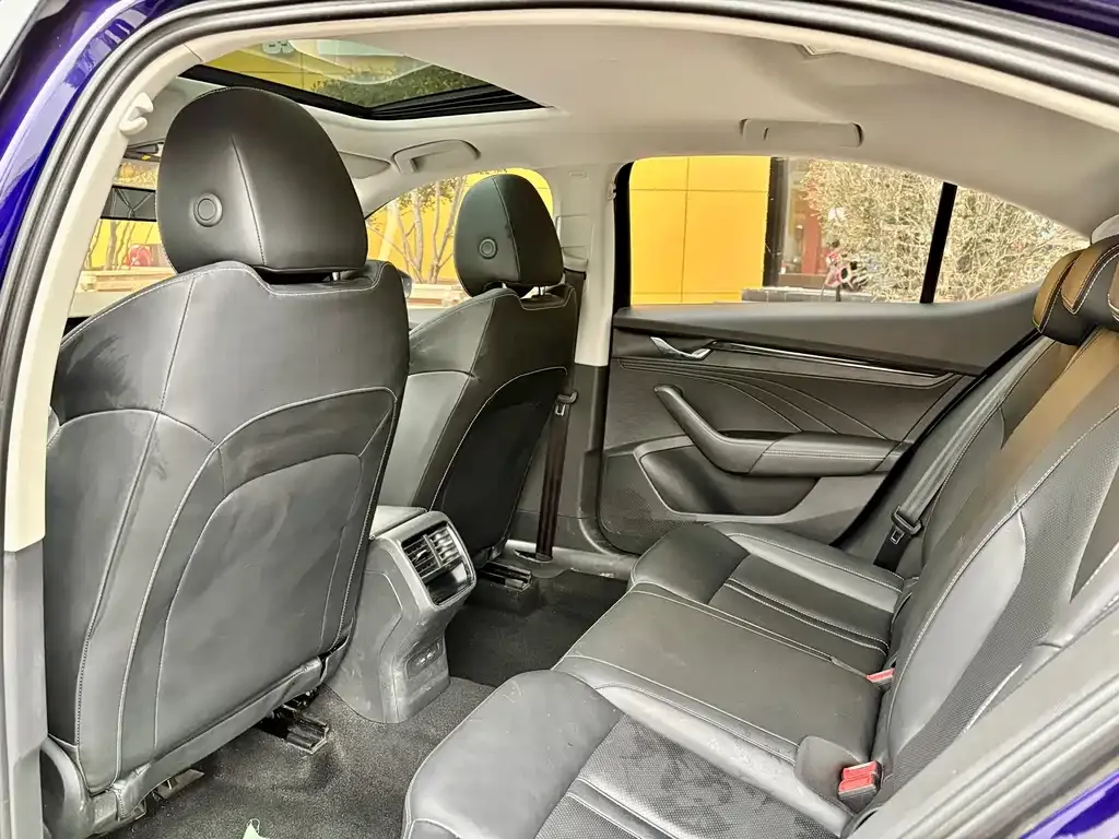 Skoda Octavia 2022 из CN, фото 3