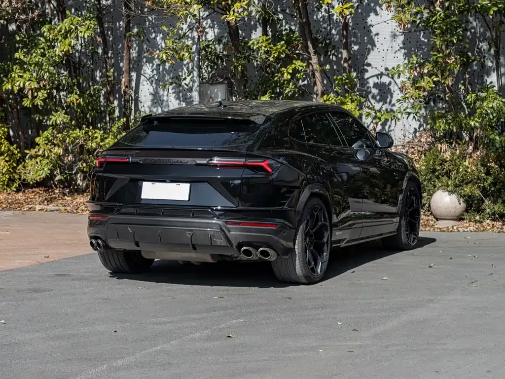 Lamborghini Urus 2023 из CN, фото 10