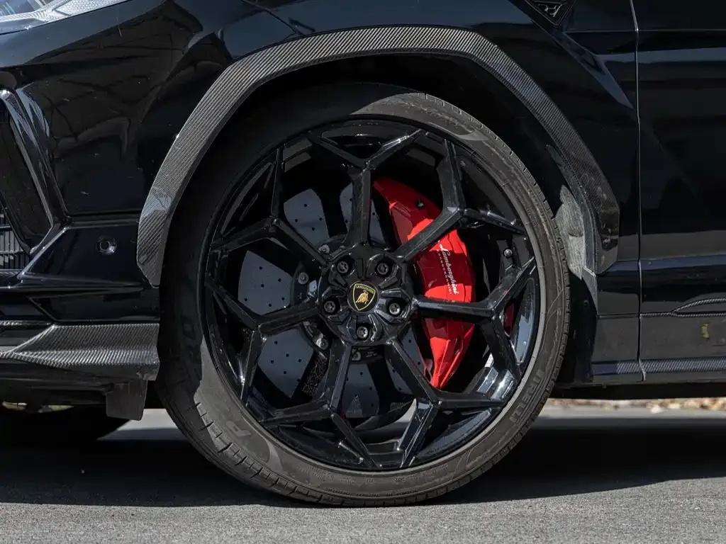 Lamborghini Urus 2023 из CN, фото 3