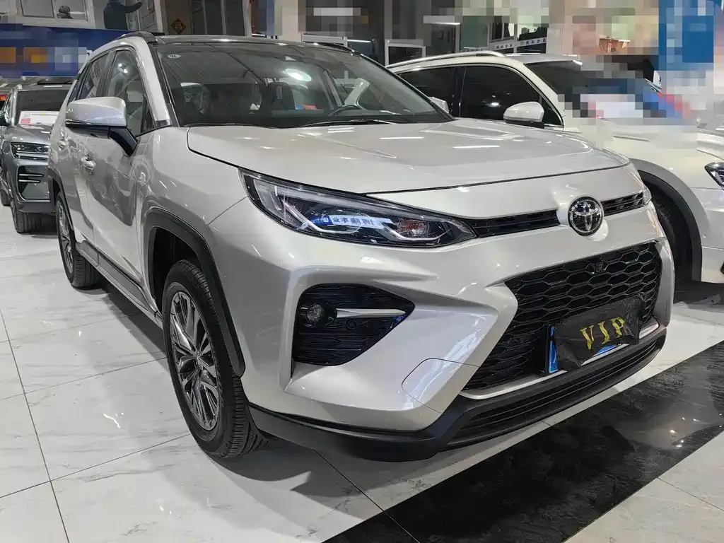 Toyota Wildlander 2023 из CN, фото 2