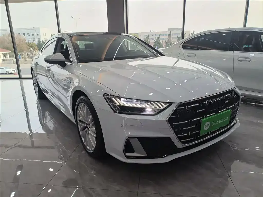 Audi A7L — фото 5