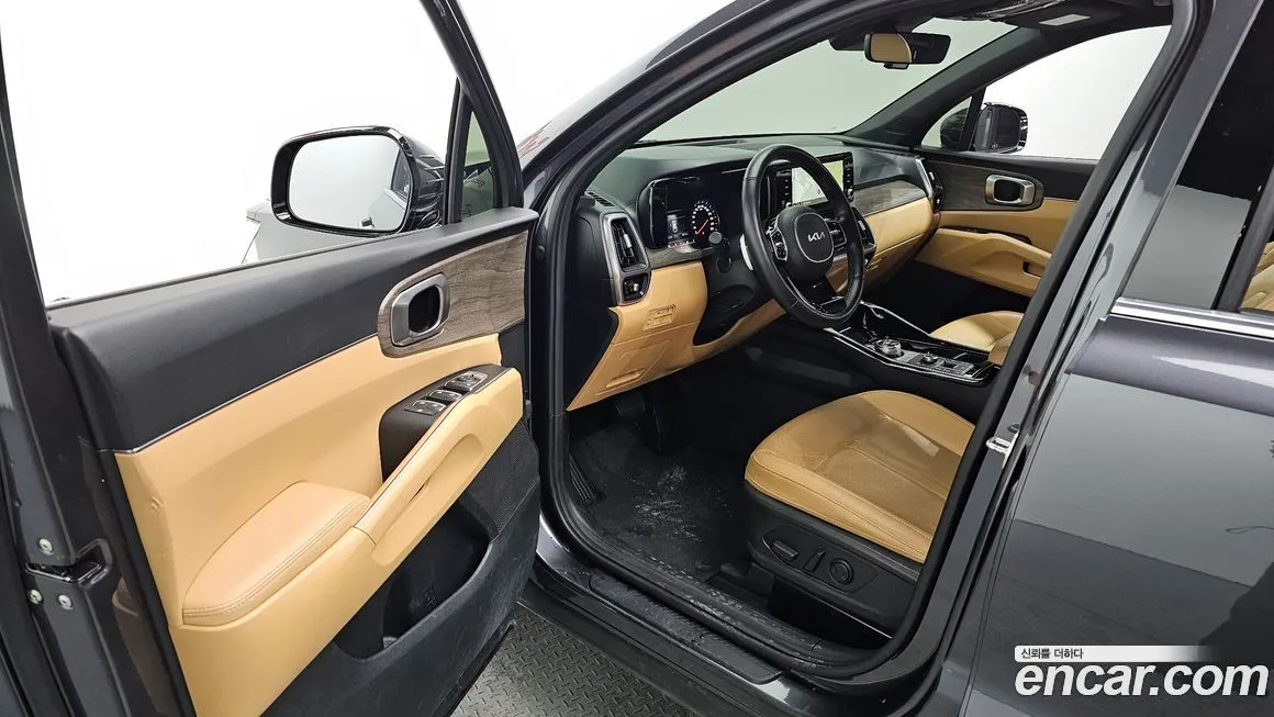 Kia Sorento — фото 7