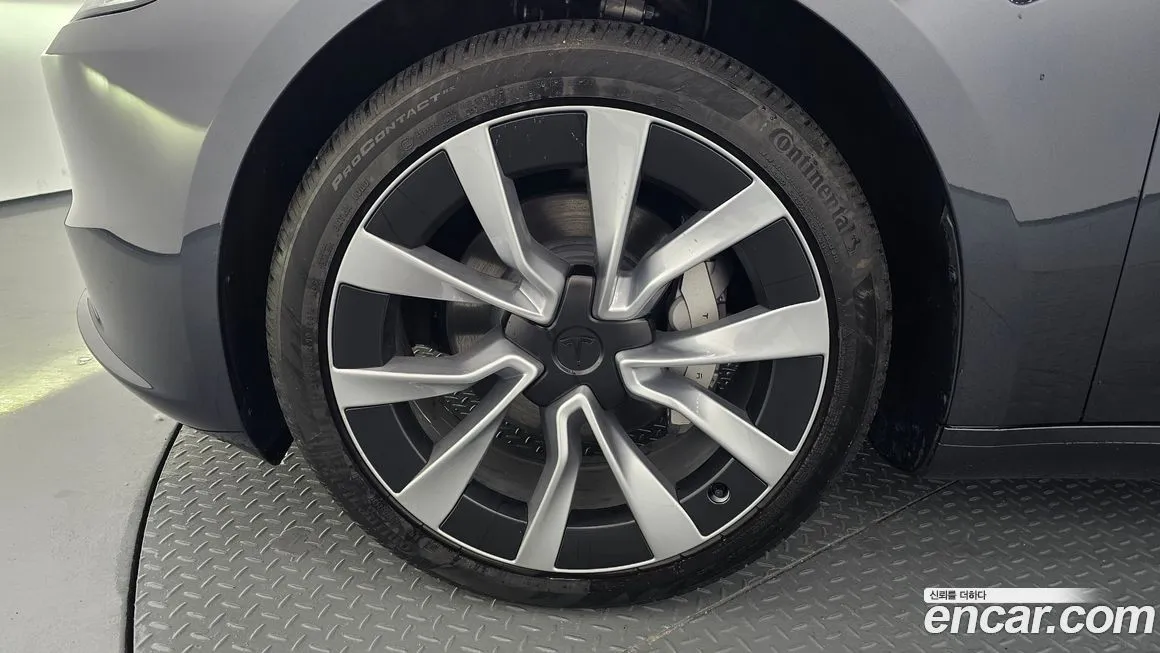 Tesla Model 3 2024 из KR, фото 5