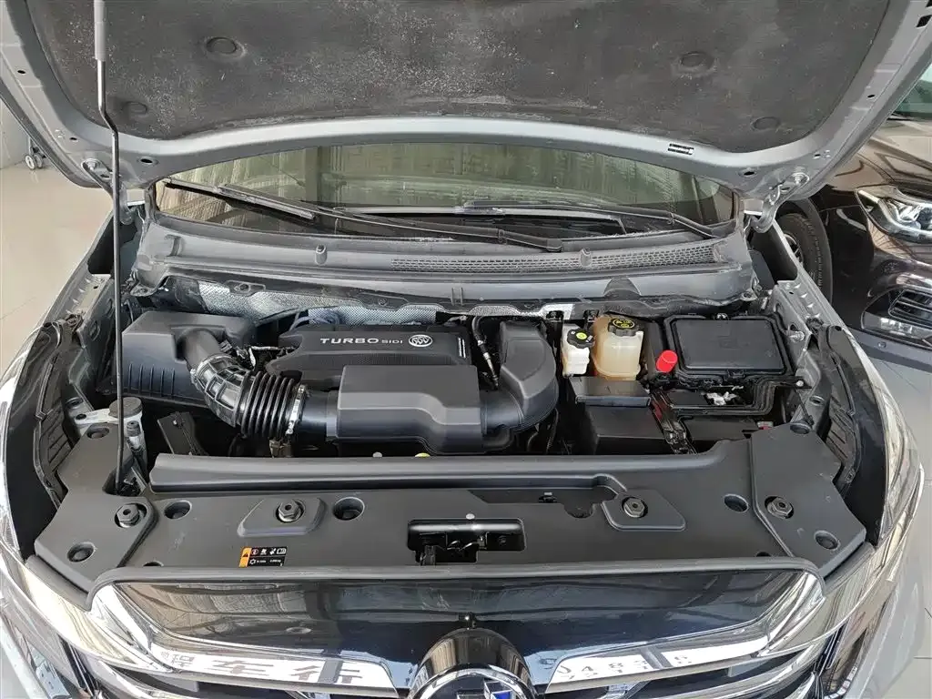 Buick GL8 2023 из CN, фото 4