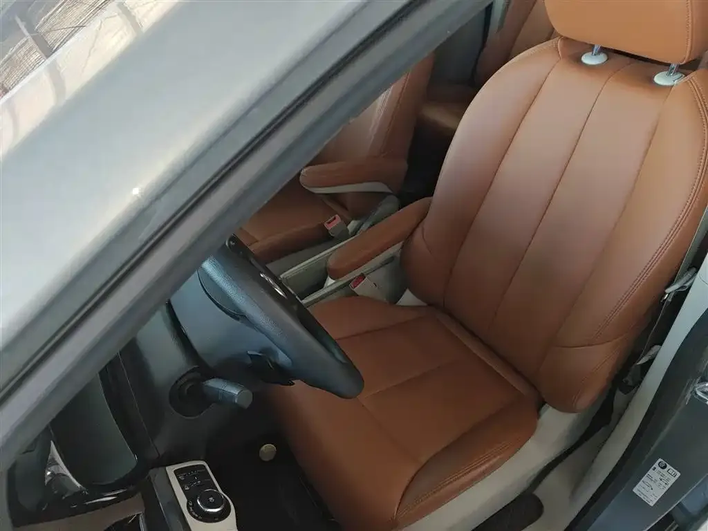 Buick GL8 2023 из CN, фото 8