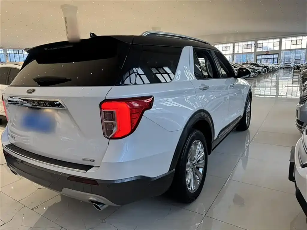 Ford Explorer 2021 из CN, фото 8