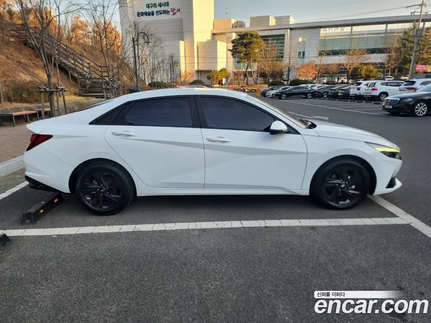 Hyundai AVANTE 2021 из KR, фото 5