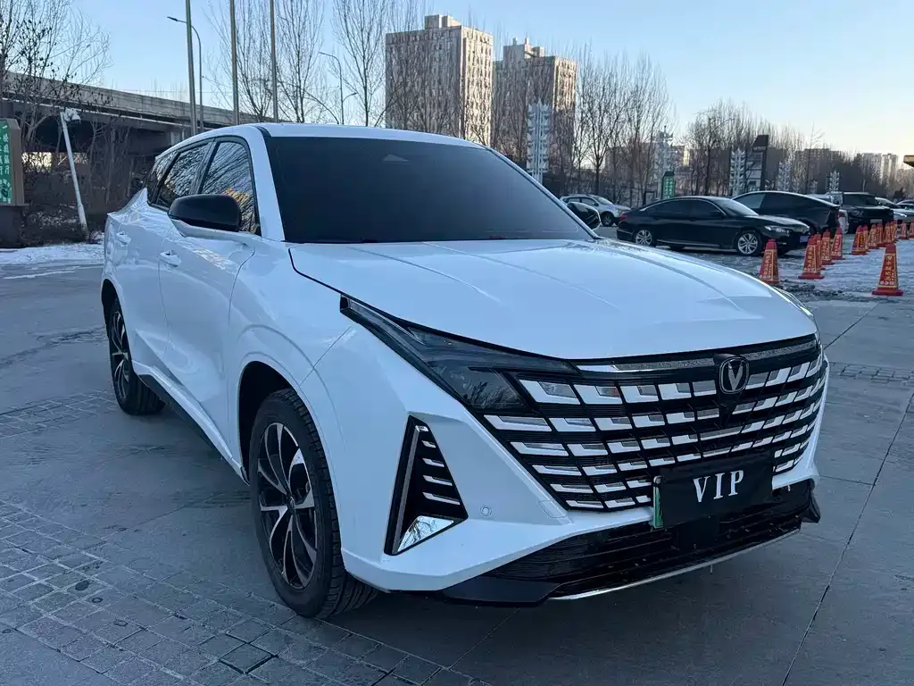 Changan UNI-Z New Energy 2025 из CN, фото 5