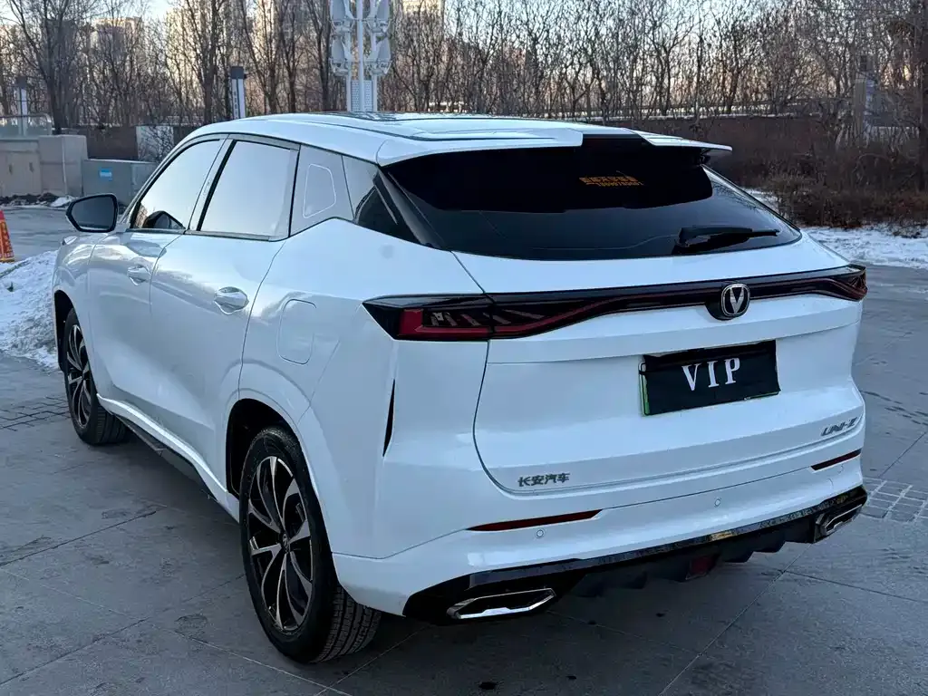 Changan UNI-Z New Energy 2025 из CN, фото 9