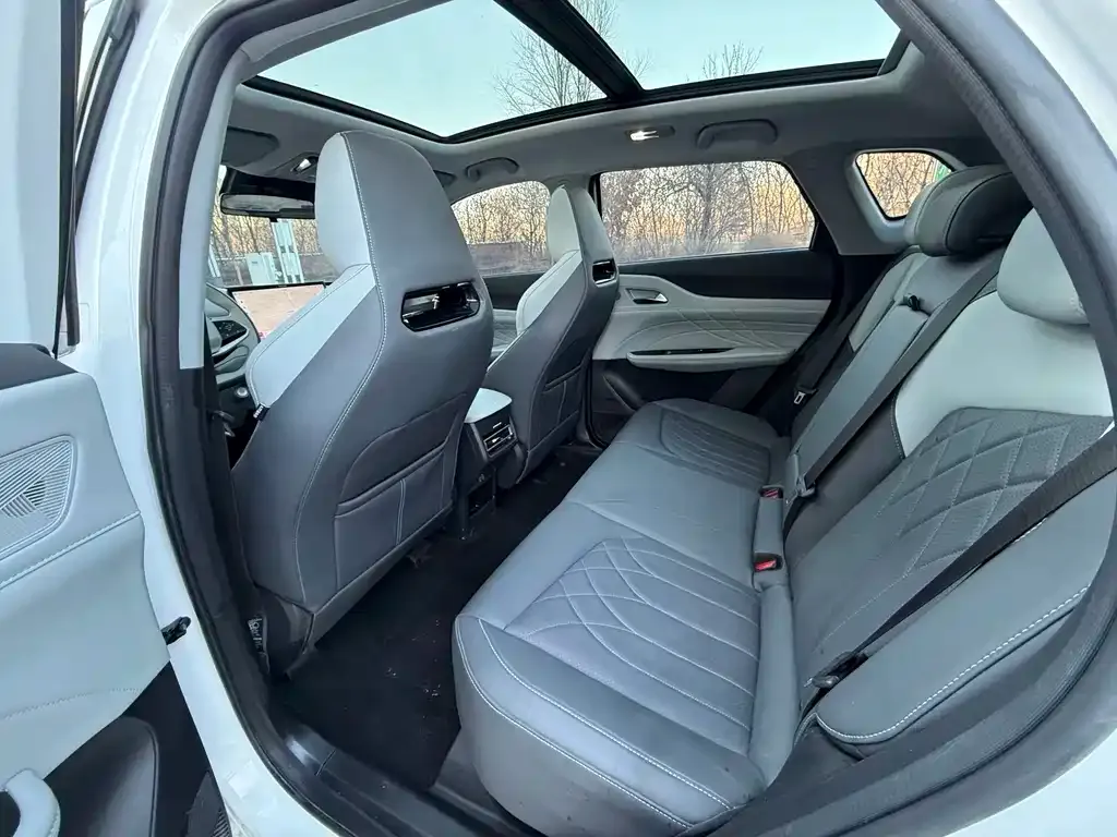 Changan UNI-Z New Energy 2025 из CN, фото 3