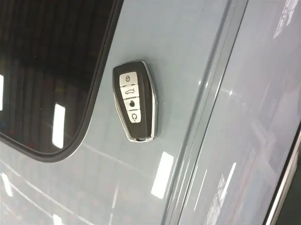 Geely Xingrui 2022 из CN, фото 2