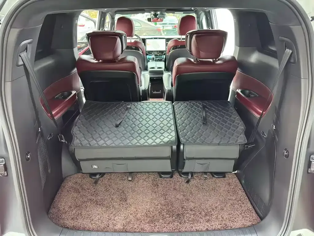 GAC Motor Trumpchi M8 — фото 10