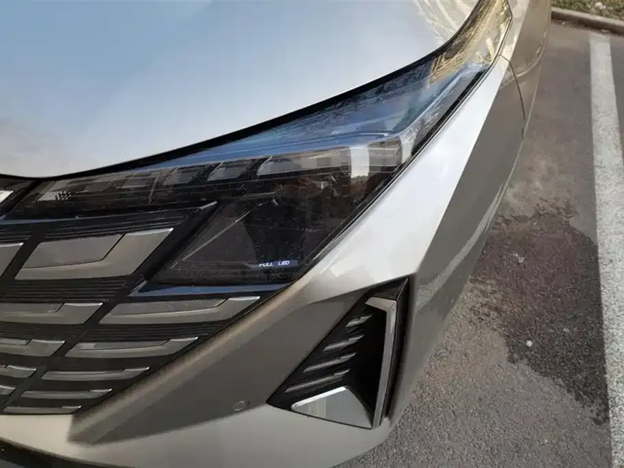 Changan UNI-Z New Energy 2024 из CN, фото 7