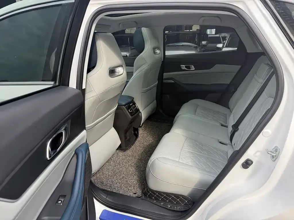 Changan UNI-K iDD 2022 из CN, фото 4