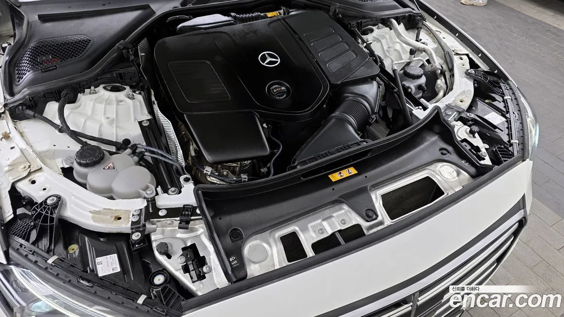 Mercedes-Benz E-Class 2024 из KR, фото 9