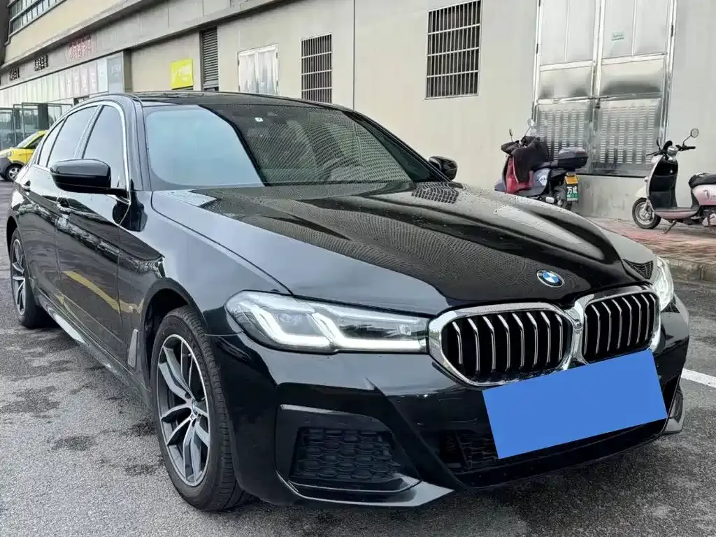 BMW 5 Series — фото 2