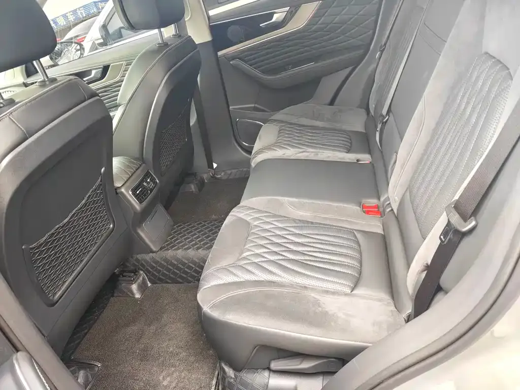 Hongqi HS5 2022 из CN, фото 7