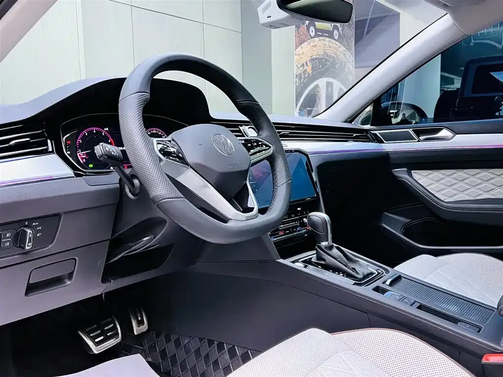 Volkswagen Magotan 2025 из CN, фото 10