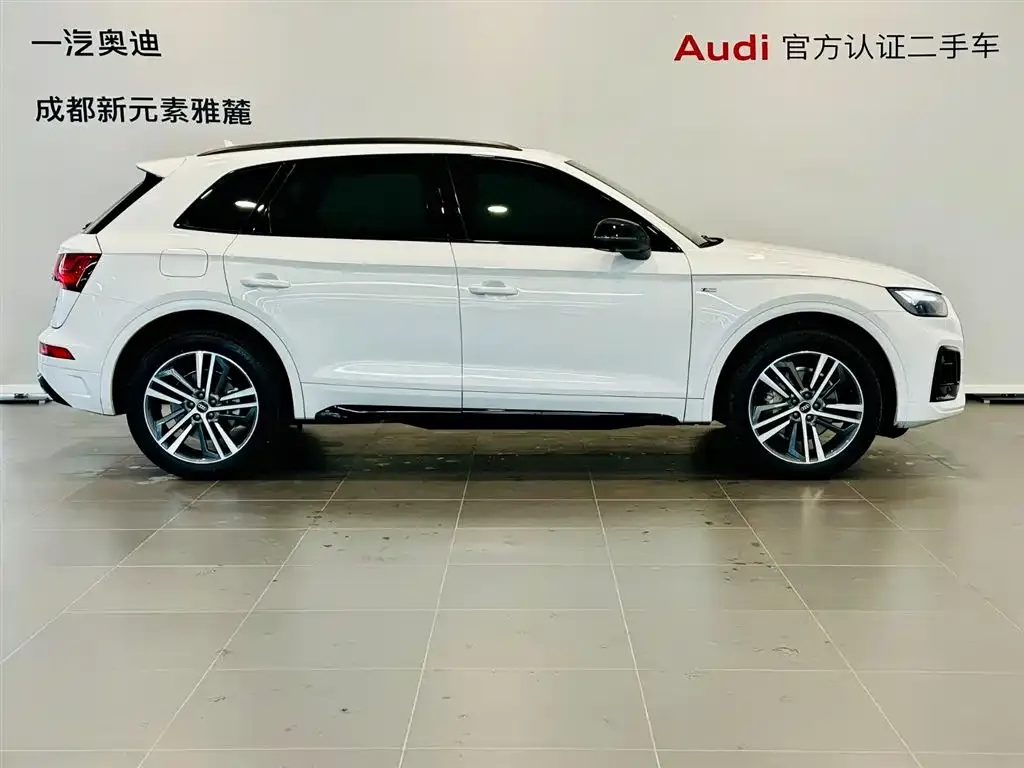 Audi Q5L — фото 3