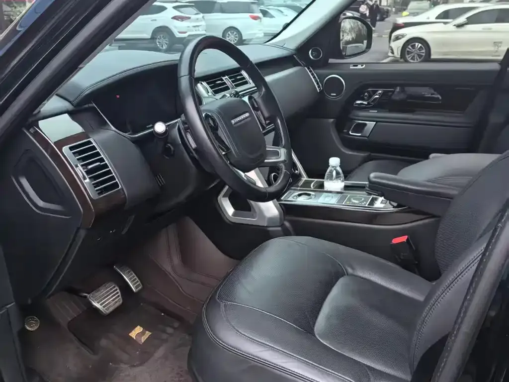Land Rover Range Rover 2021 из CN, фото 4