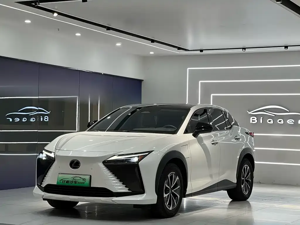 Lexus RZ 2023 из CN, фото 1