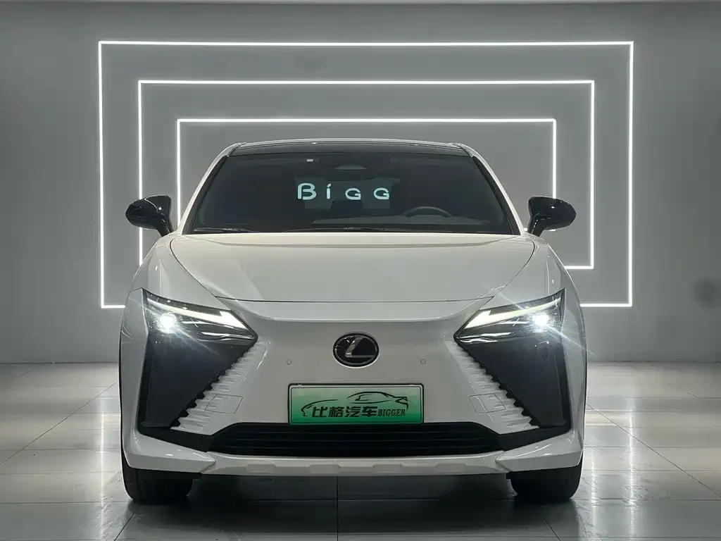 Lexus RZ 2023 из CN, фото 2
