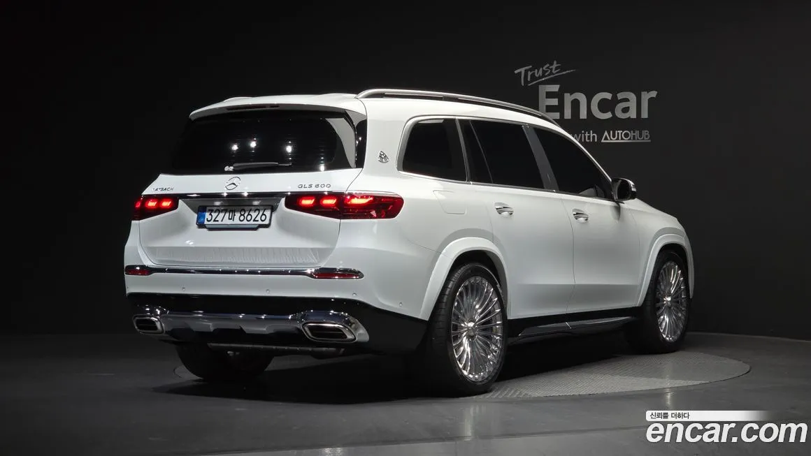 Mercedes-Benz GLS-Class — фото 6